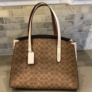 Coach Tote in Excellent Condition